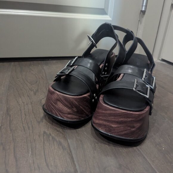 Summer Moves Platform Wedges - Picture 6 of 7